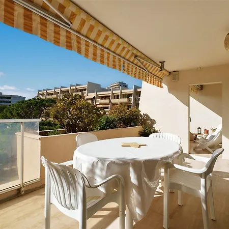 Le Nid Paisible Antibes Vue Sur Mer - Welkeys